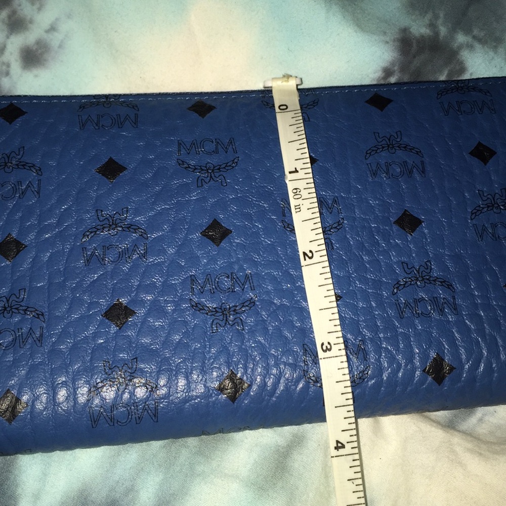 NWT Large MCM Visetos Original Zip-Around Wallet - Picture 3 of 7